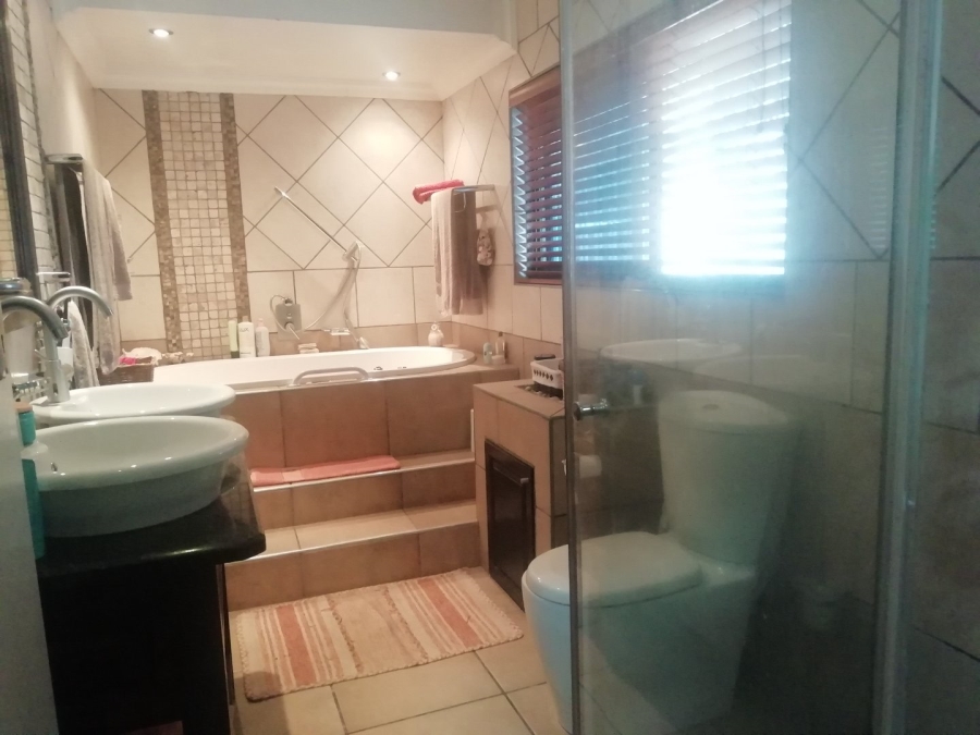4 Bedroom Property for Sale in Sasolburg Free State